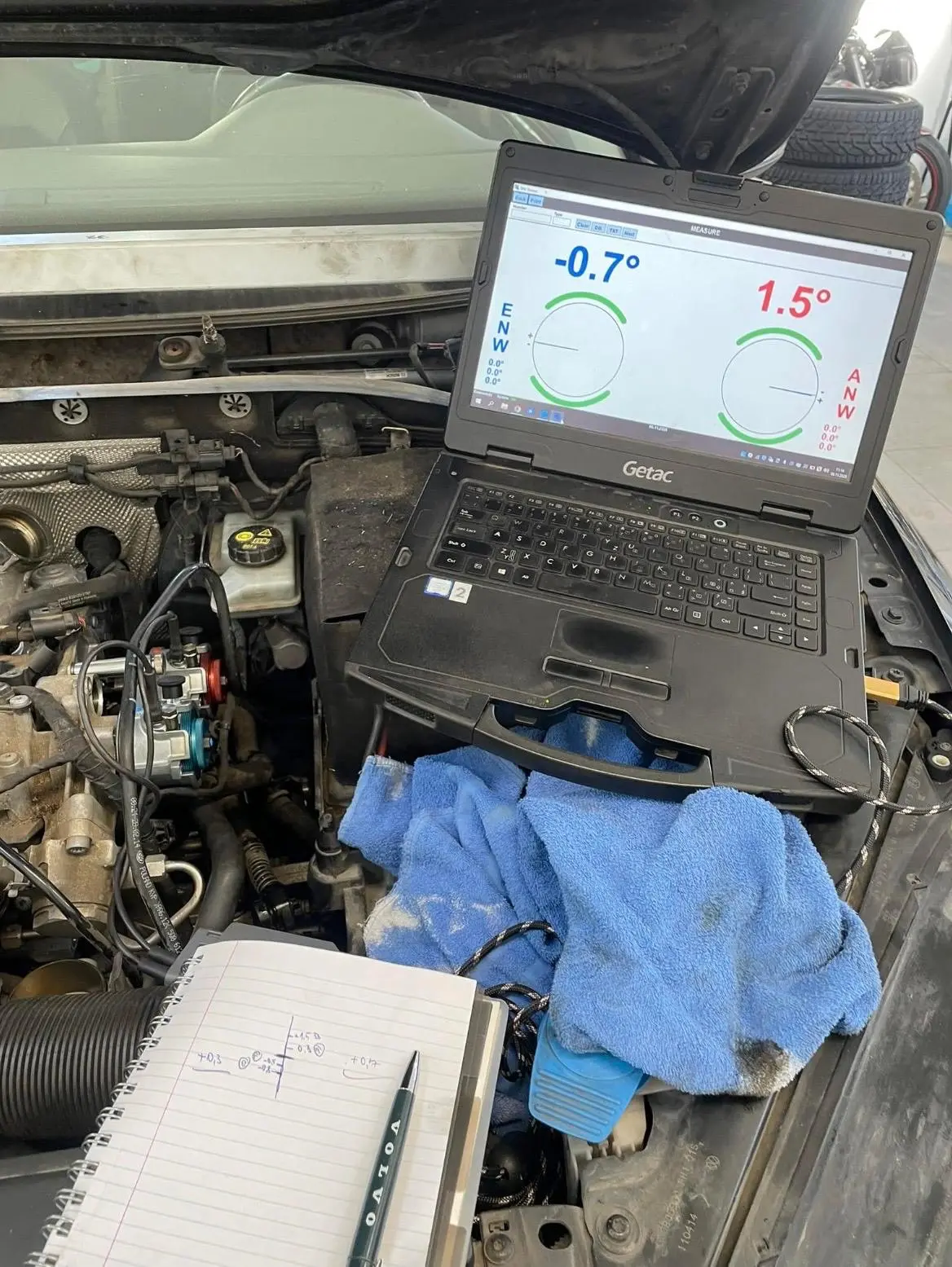 Hloubková počítačová diagnostika a přesné měření hodnot motoru pomocí expertního systému v RS Garage